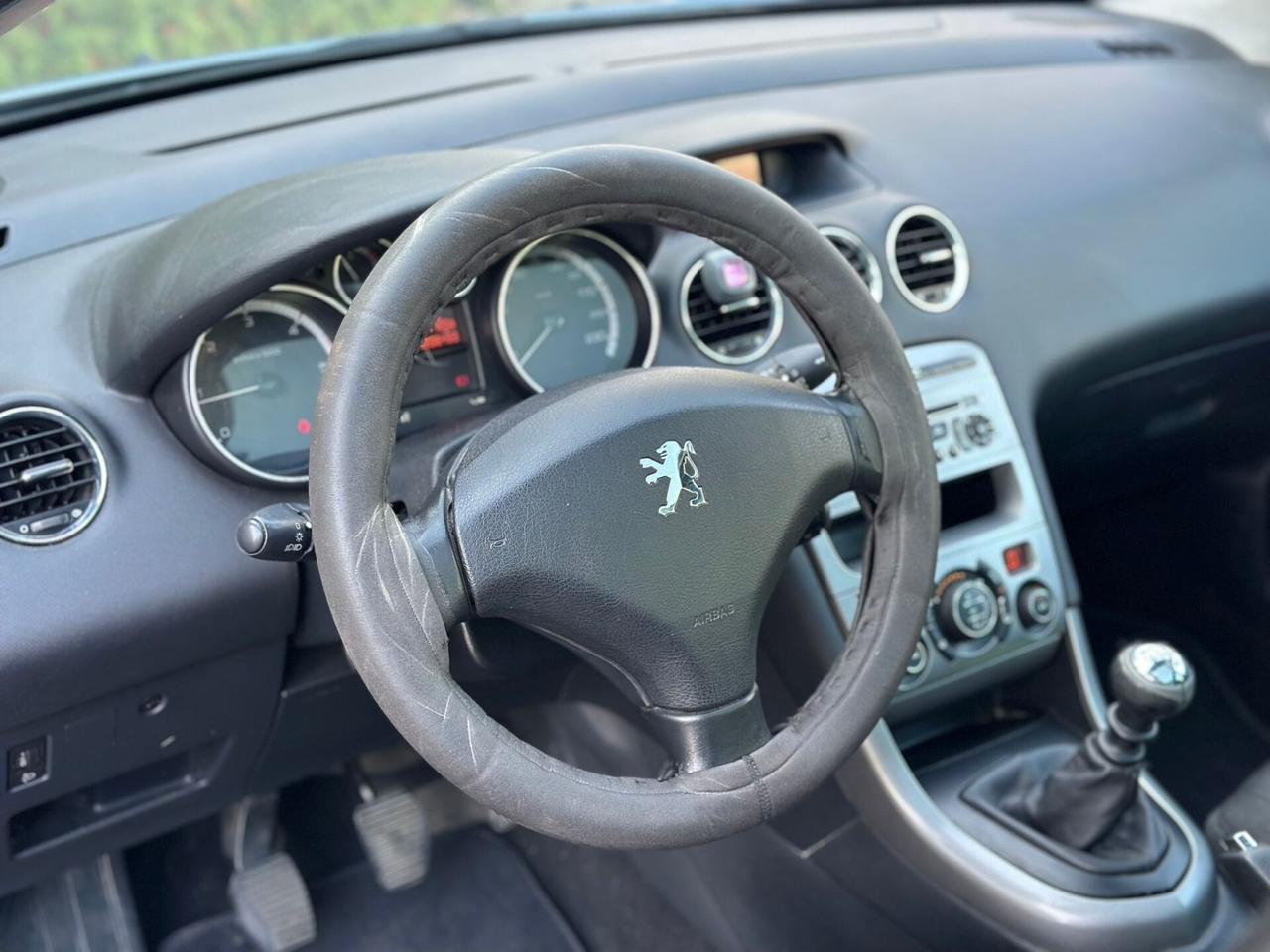 Peugeot 308 1.6 HDi 110CV SW Ciel Féline