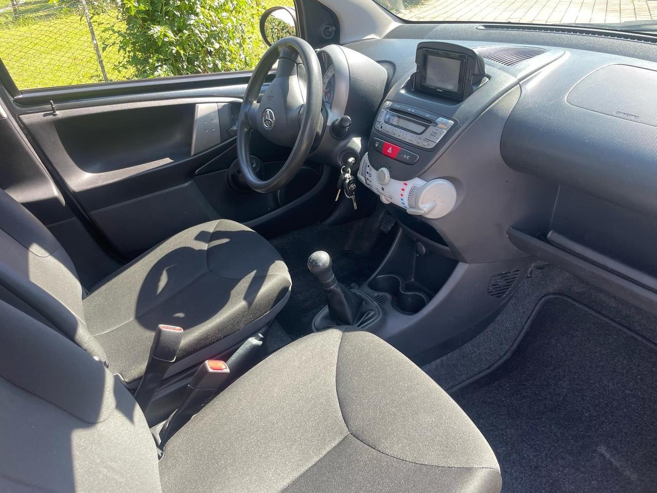 Toyota Aygo 1.0 12V VVT-i 5 porte Lounge Connect