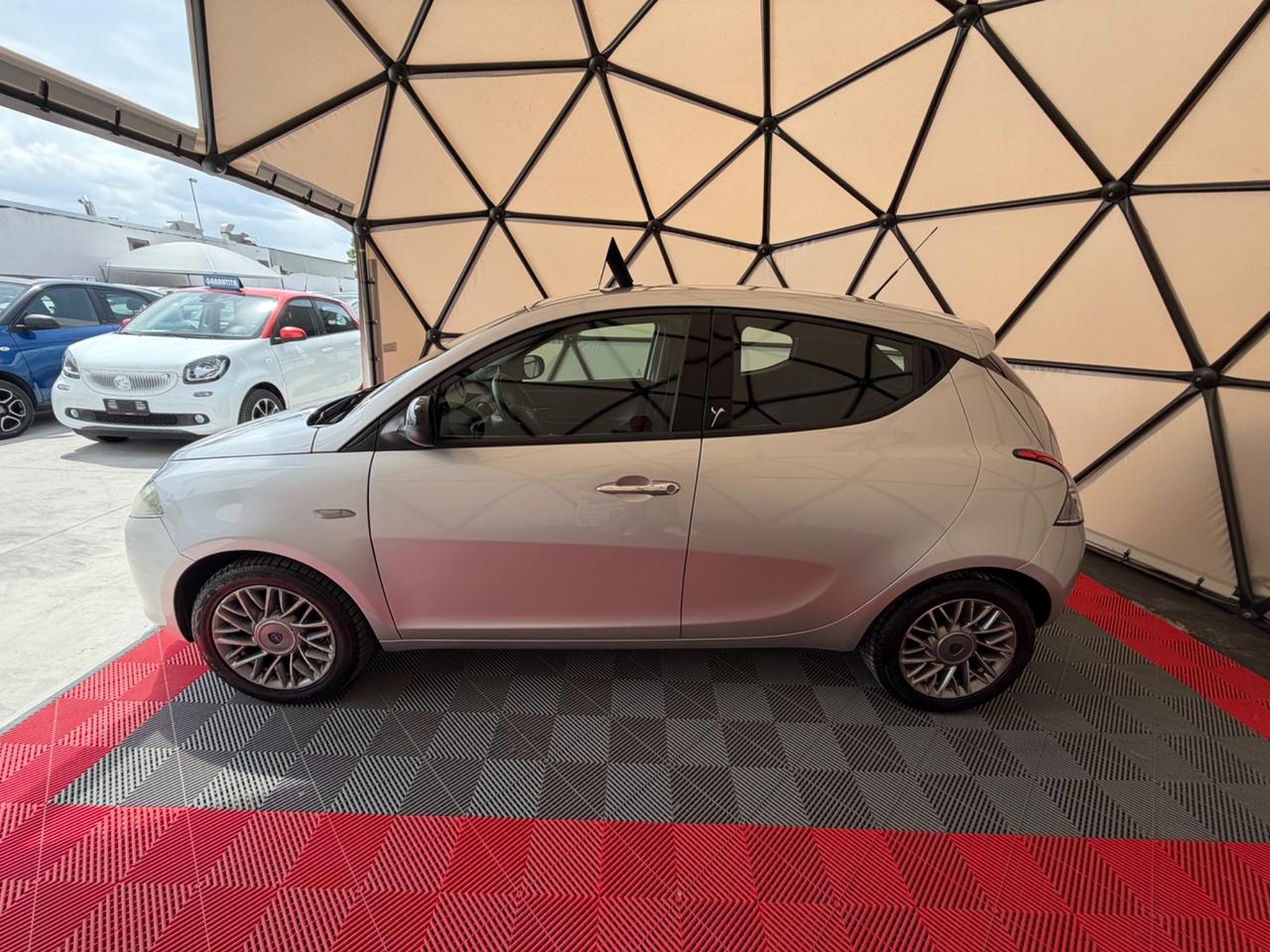Lancia Ypsilon 1.3 MJT 16V 95 CV 5 porte S&S Gold