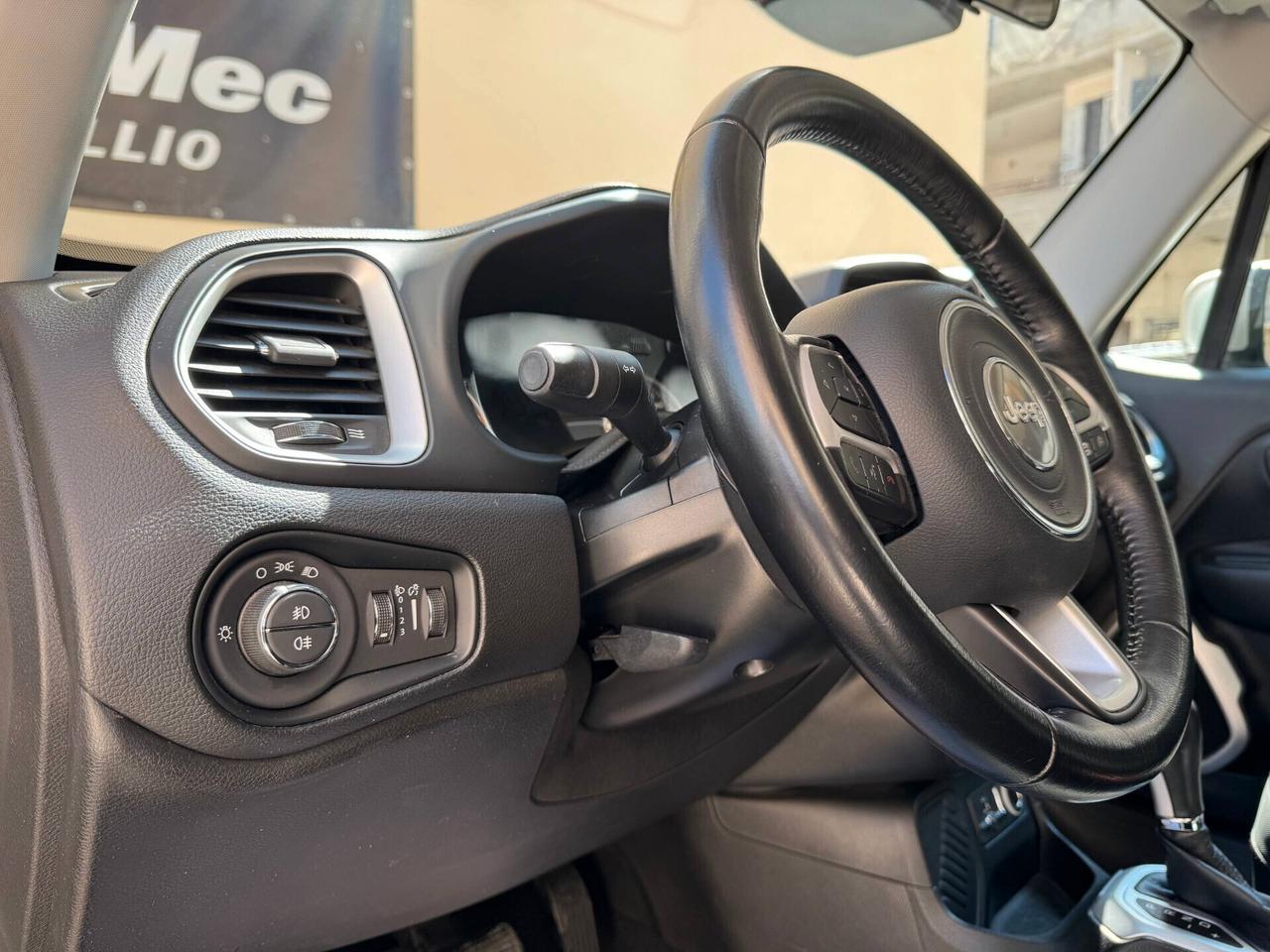 Jeep Renegade 1.6 Mjt DDCT 120 CV Limited