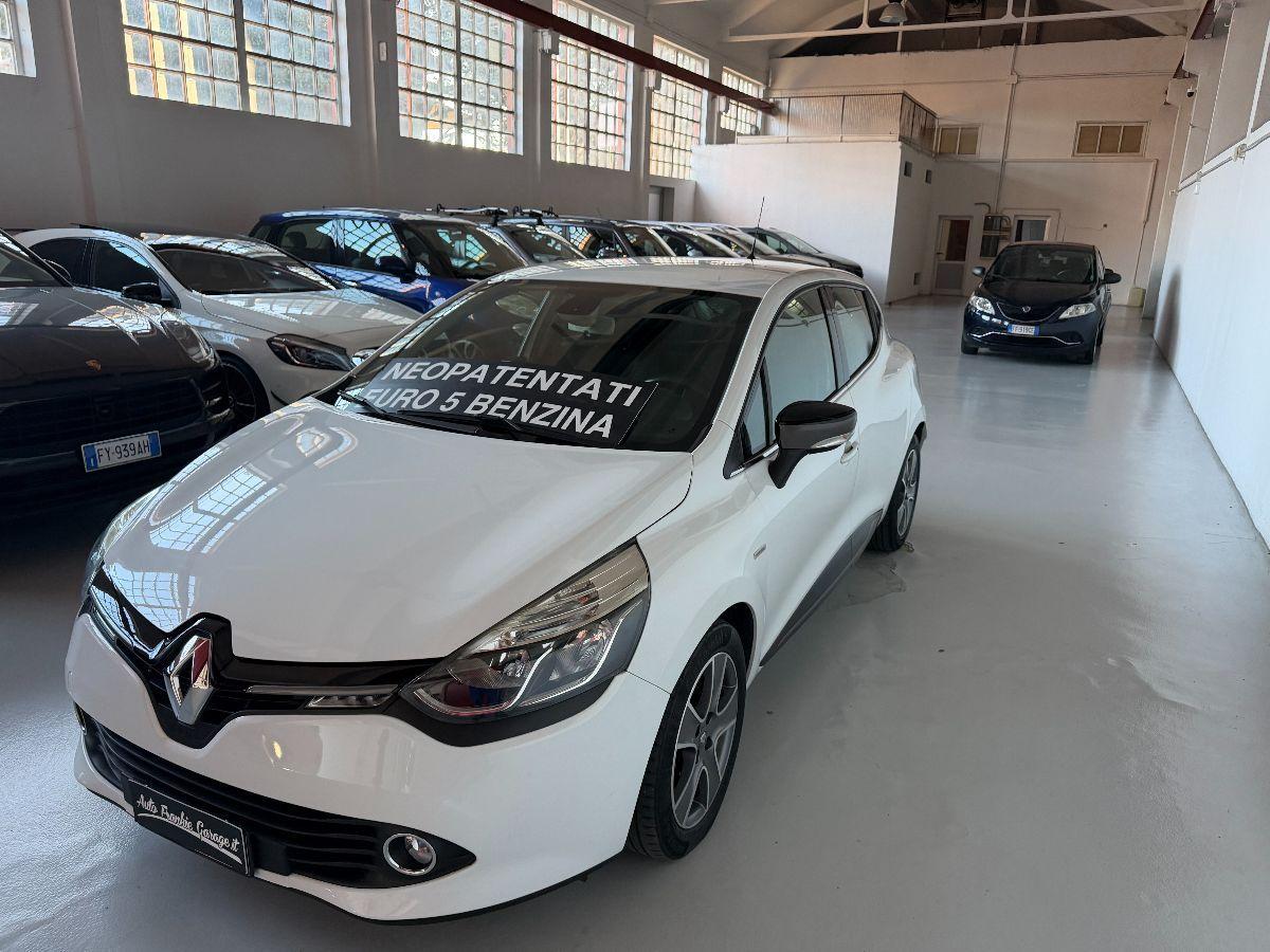 RENAULT - Clio - 1.2 75 CV 5p. Costume National