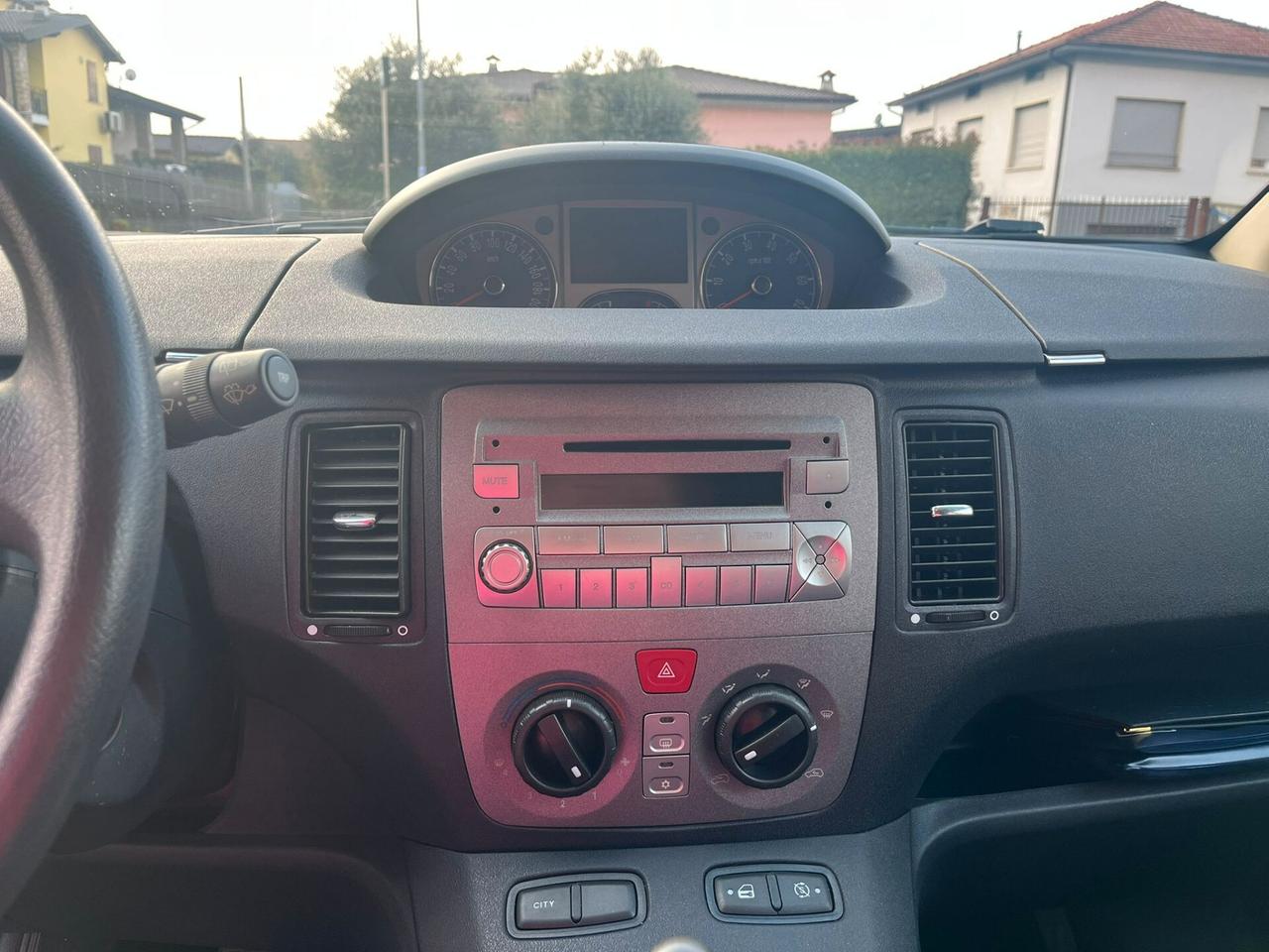 Lancia MUSA 1.3 Mjt 95 CV DFN Platinum