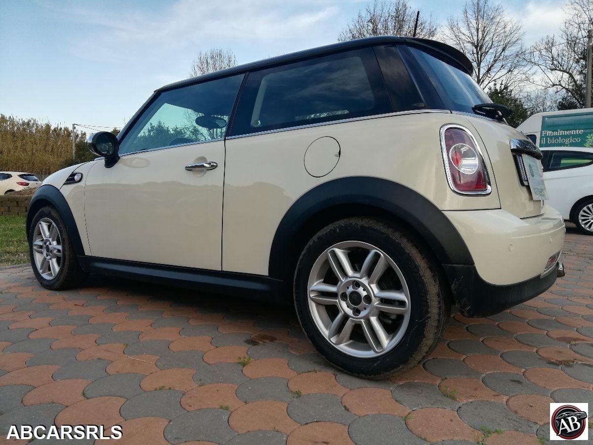 MINI - Mini - 1.6 16V Cooper D