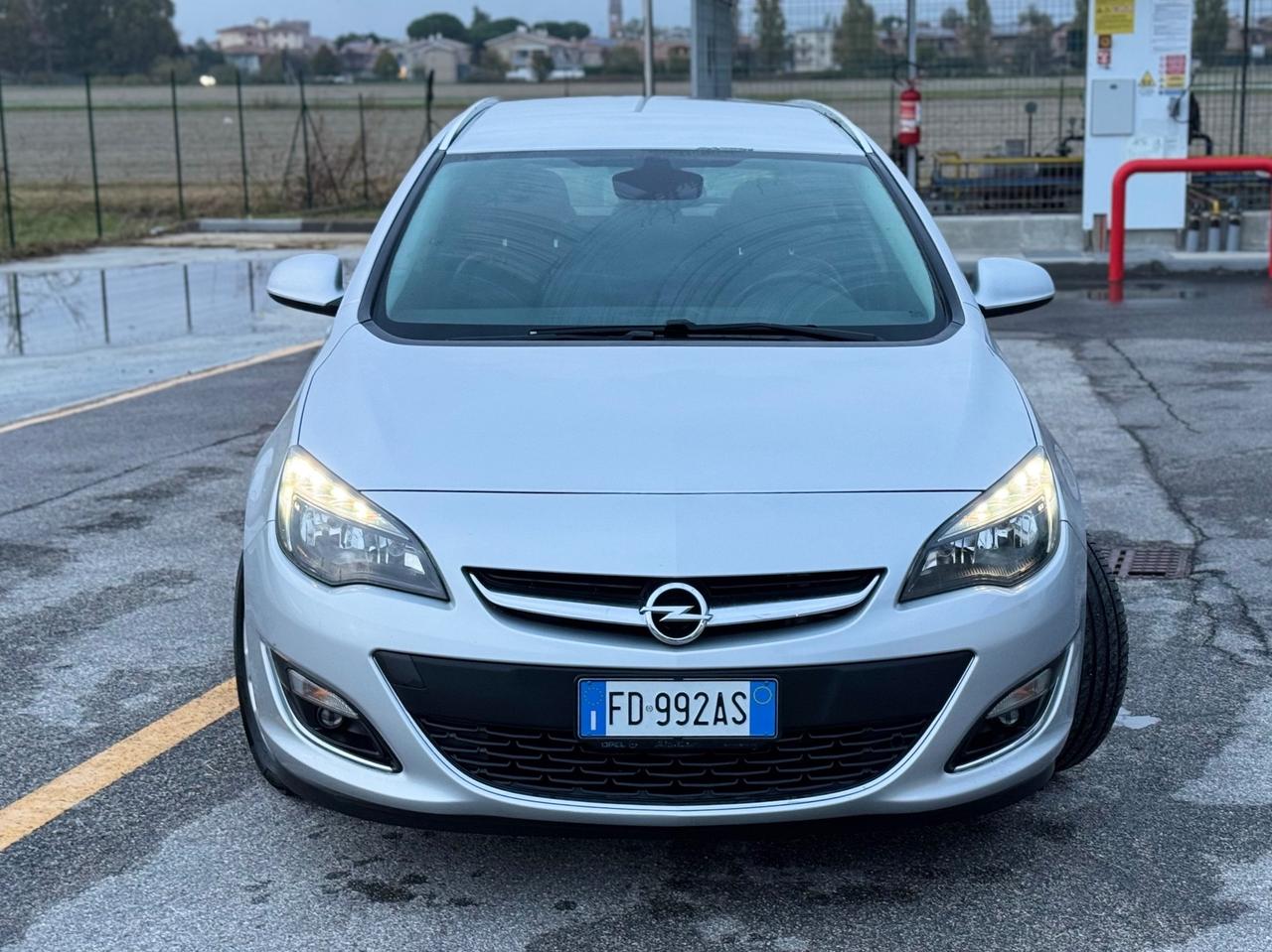 Opel Astra 1.4 gpl 2016 x export
