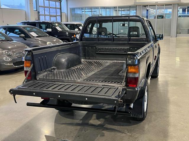 MITSUBISHI L200 2.5 TD 4WD Club Cab Pick-up