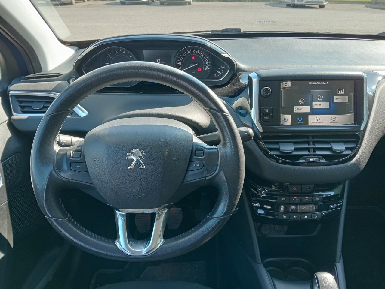 Peugeot 208 1.2VTi 82CV 5p. Allure UNIPROPRIETARIO