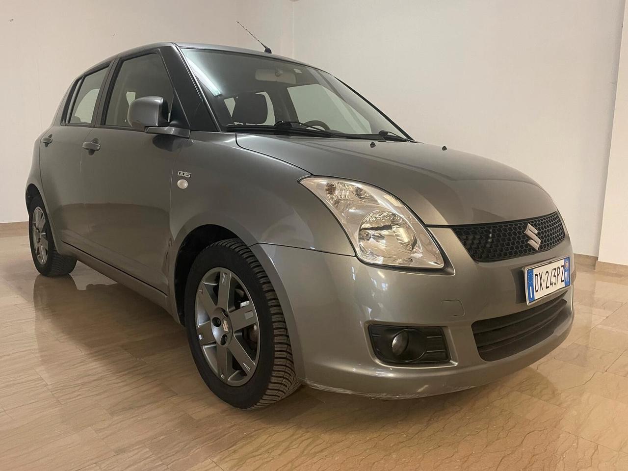 Suzuki Swift 1.3 75 cv