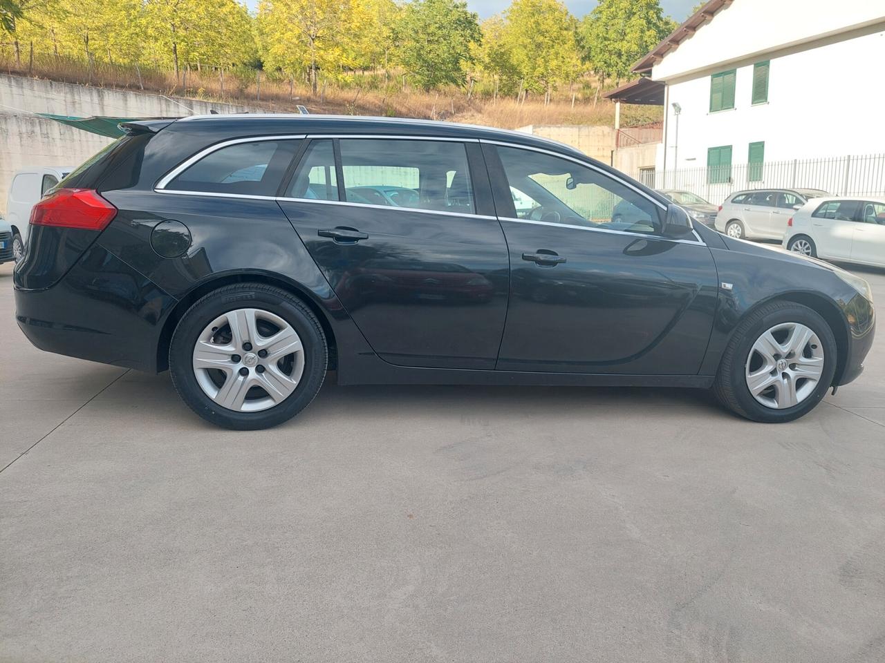 Opel Insignia 2.0 CDTI Sports Tourer 2011 130CV
