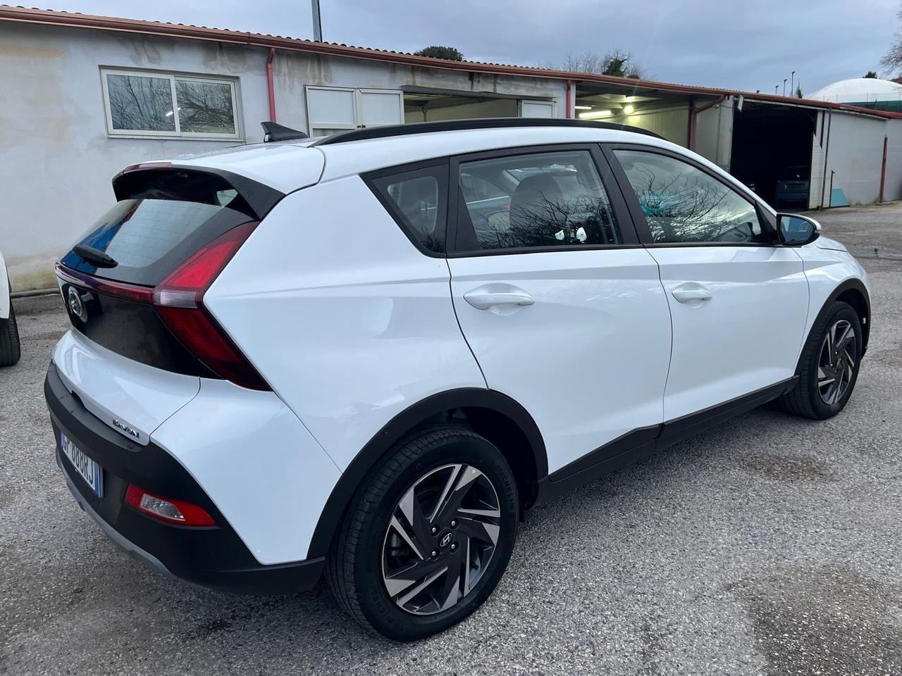 Hyundai bayon 1.2 hpi/benz-xline-full-2023