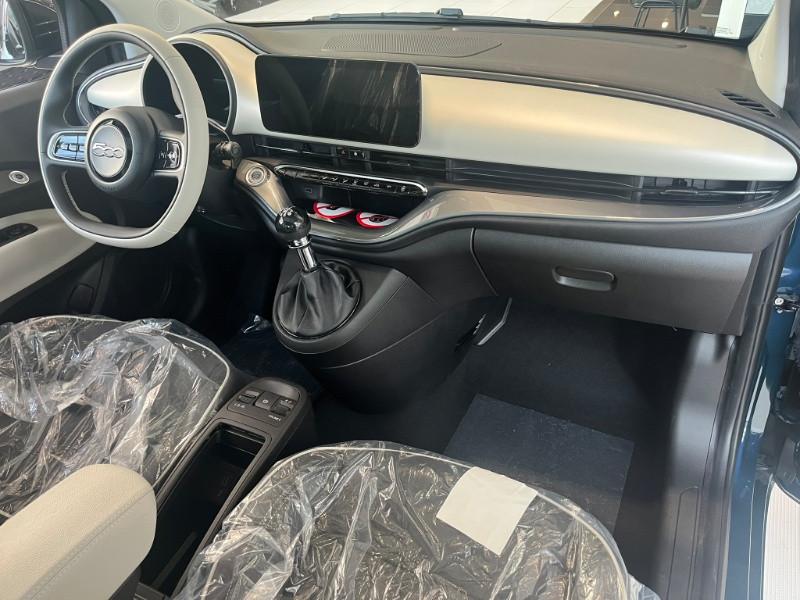 FIAT 500 Berlina Hybrid La Prima