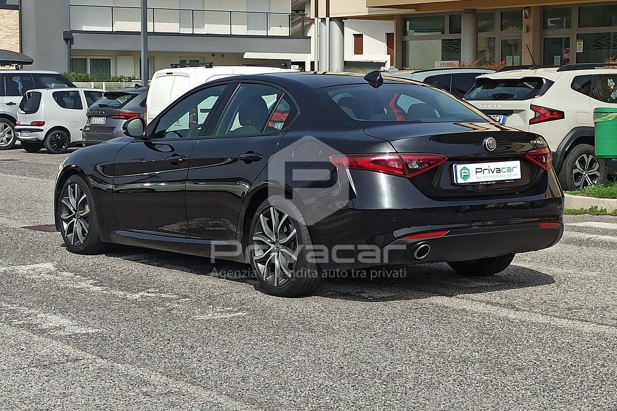 ALFA ROMEO Giulia 2.2 Turbodiesel 150 CV AT8 Business