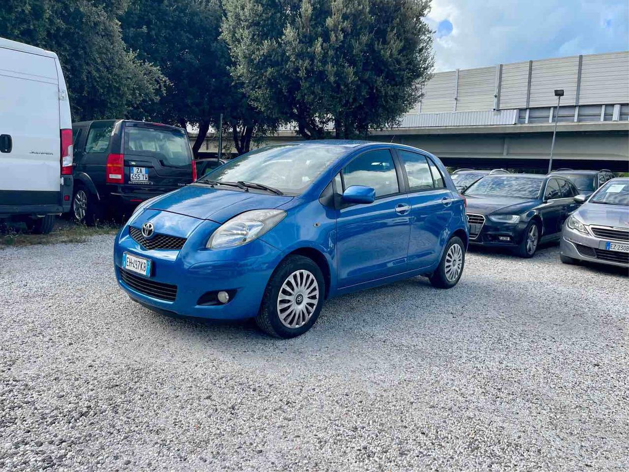 TOYOTA YARIS - 1.0 - PER NEOPATENTATI