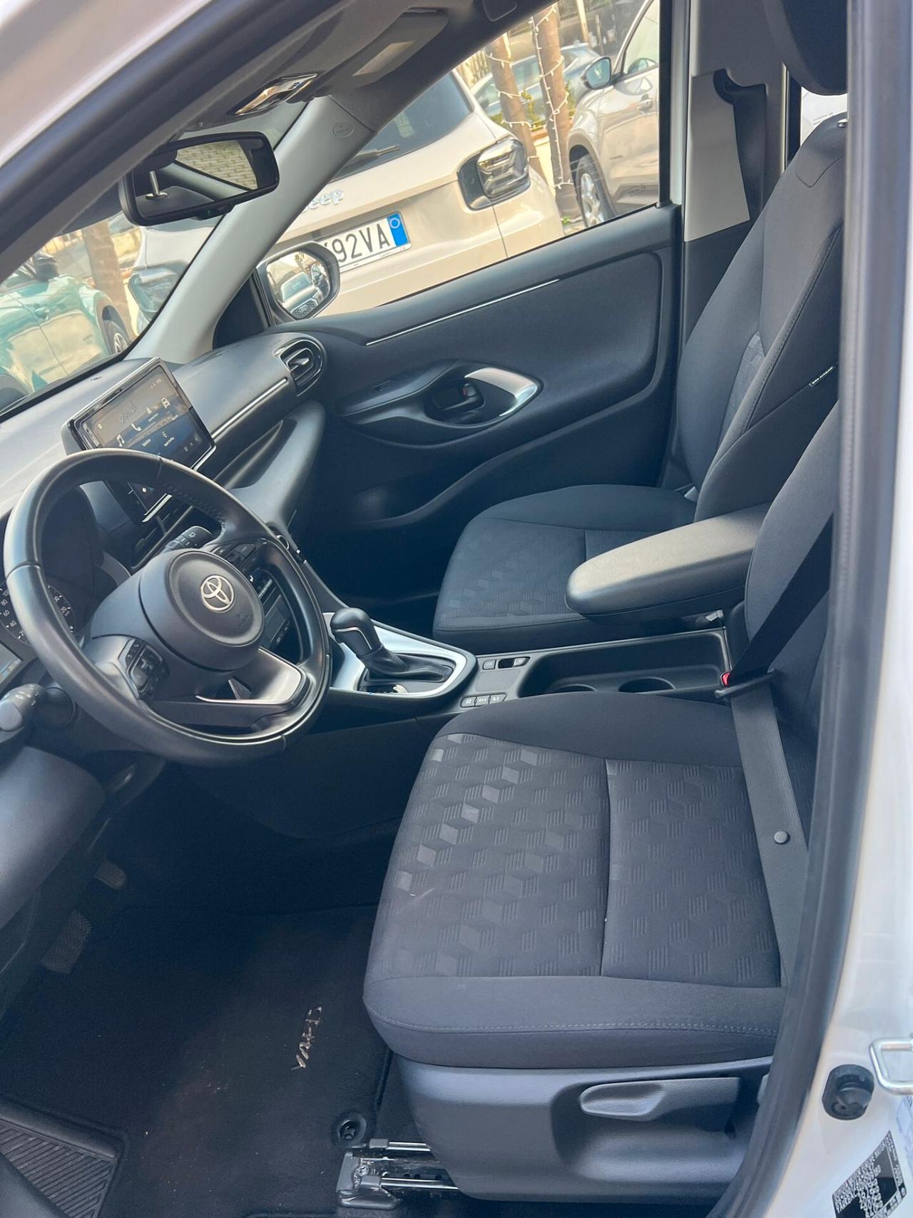 Toyota Yaris 1.5 130 Hybrid 5 porte Lounge