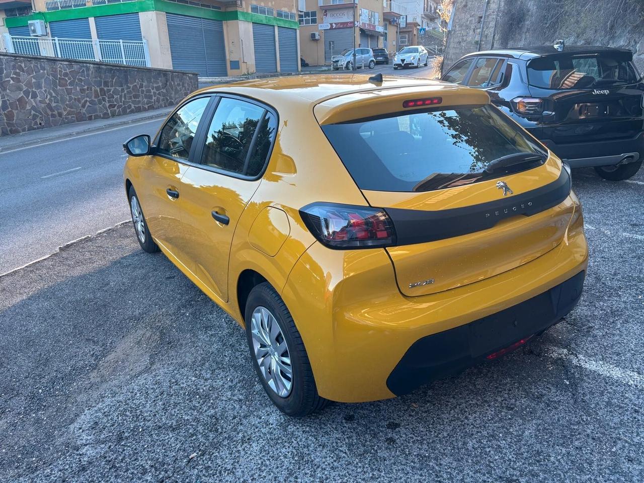 Peugeot 208 PureTech 75 Stop&Start 5 porte Like