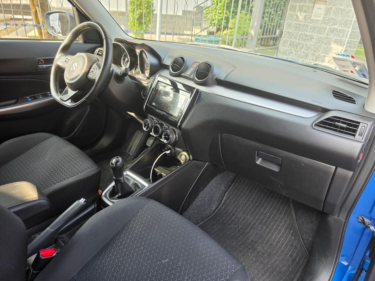 Suzuki Swift 1.2 Hybrid Top