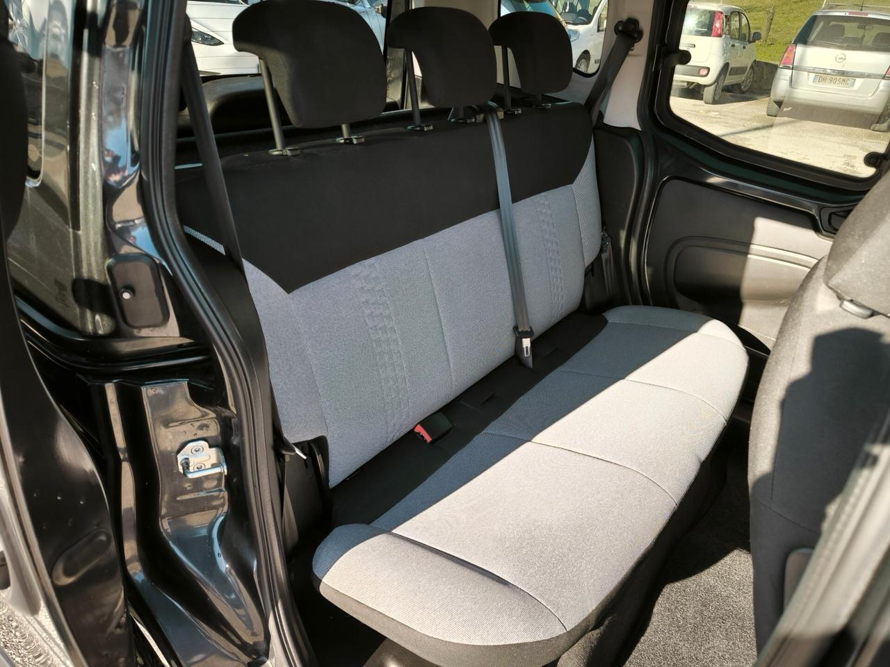 Fiat Qubo 1.4 8V 77 CV Lounge Natural Power