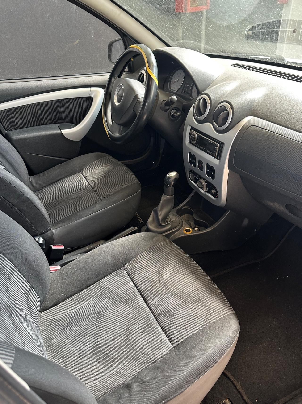 Dacia Sandero 1.2 16V