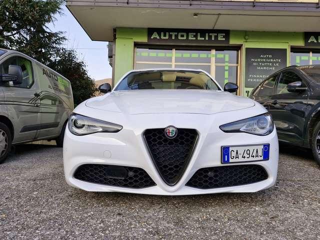 Alfa Romeo Giulia 2.0 T AT8 Sport Solo 27000 Km Pari al Nuovo!!!!