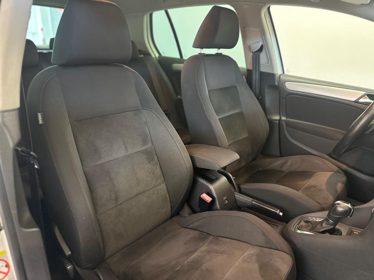 Volkswagen Golf 1.6 TDI DSG 5p. Highline NEOPATENTATI AUTOMATICA