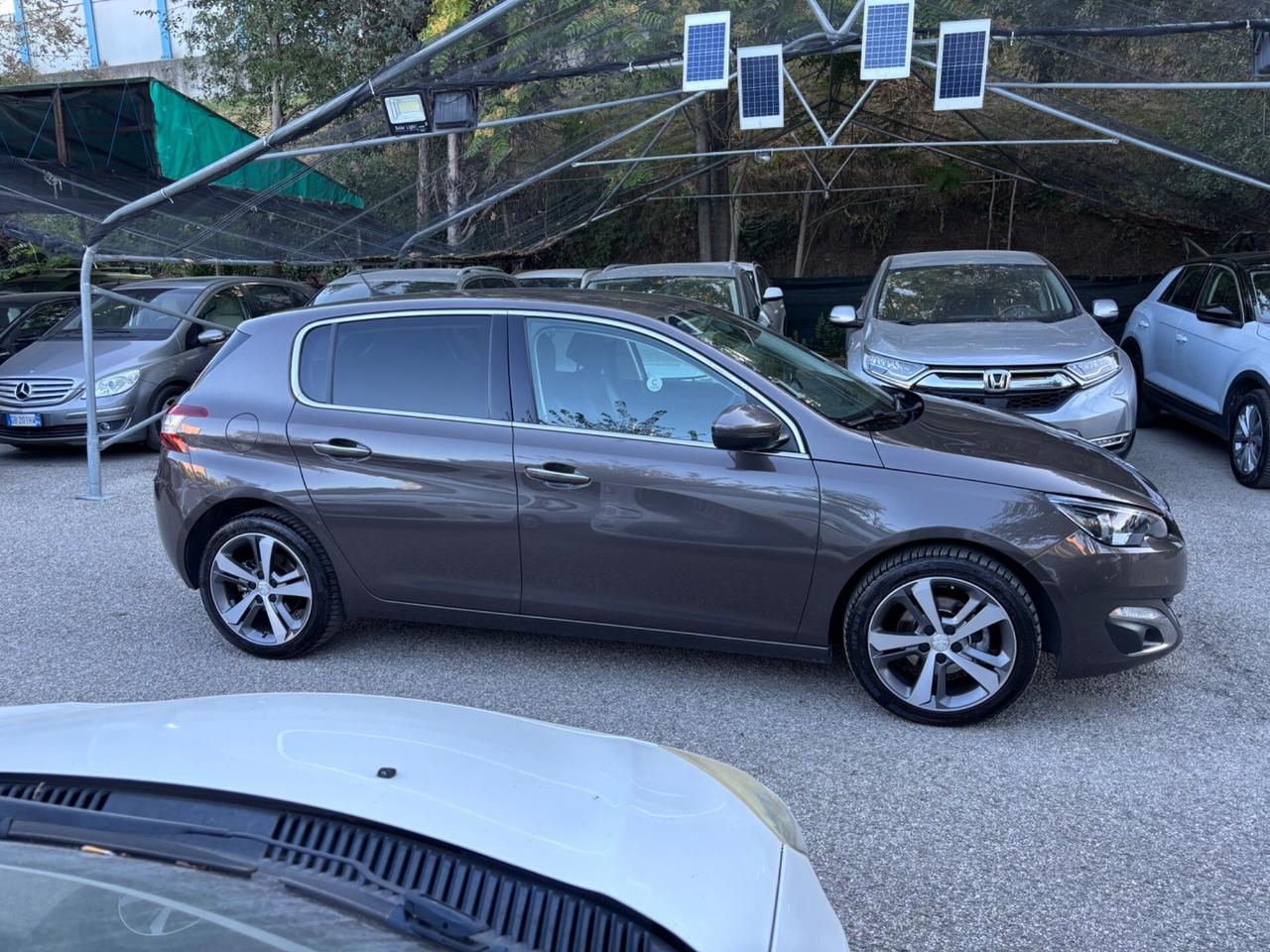 Peugeot 308 BlueHDi 120 S&S Allure