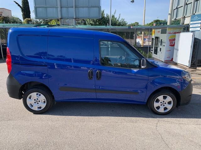 FIAT DOBLO 1600 LOUNGE