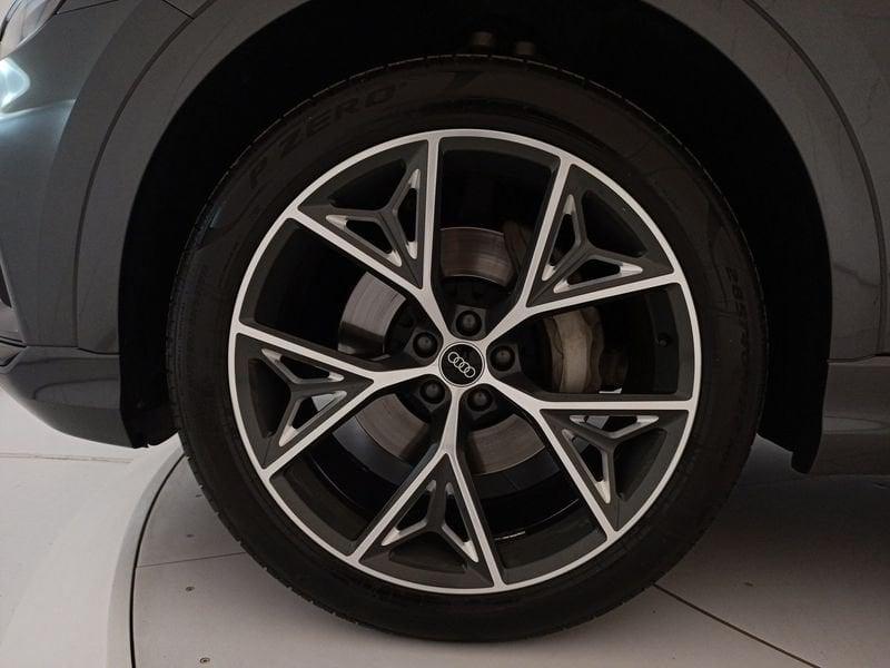 Audi Q8 I 2018 50 3.0 tdi mhev quattro tiptronic