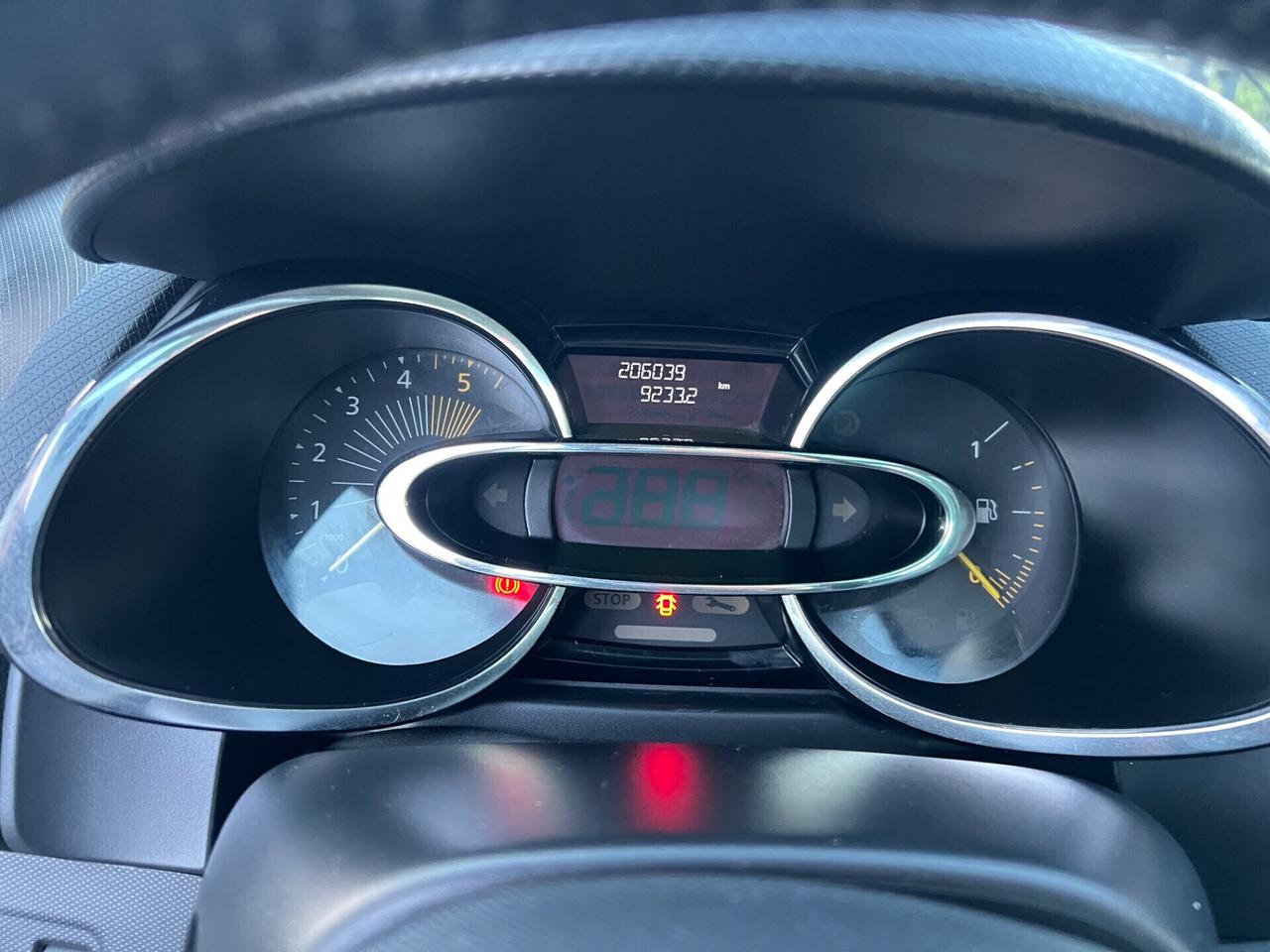 Renault Clio 1.5 diesel 90cv TETTO PANOR 2014