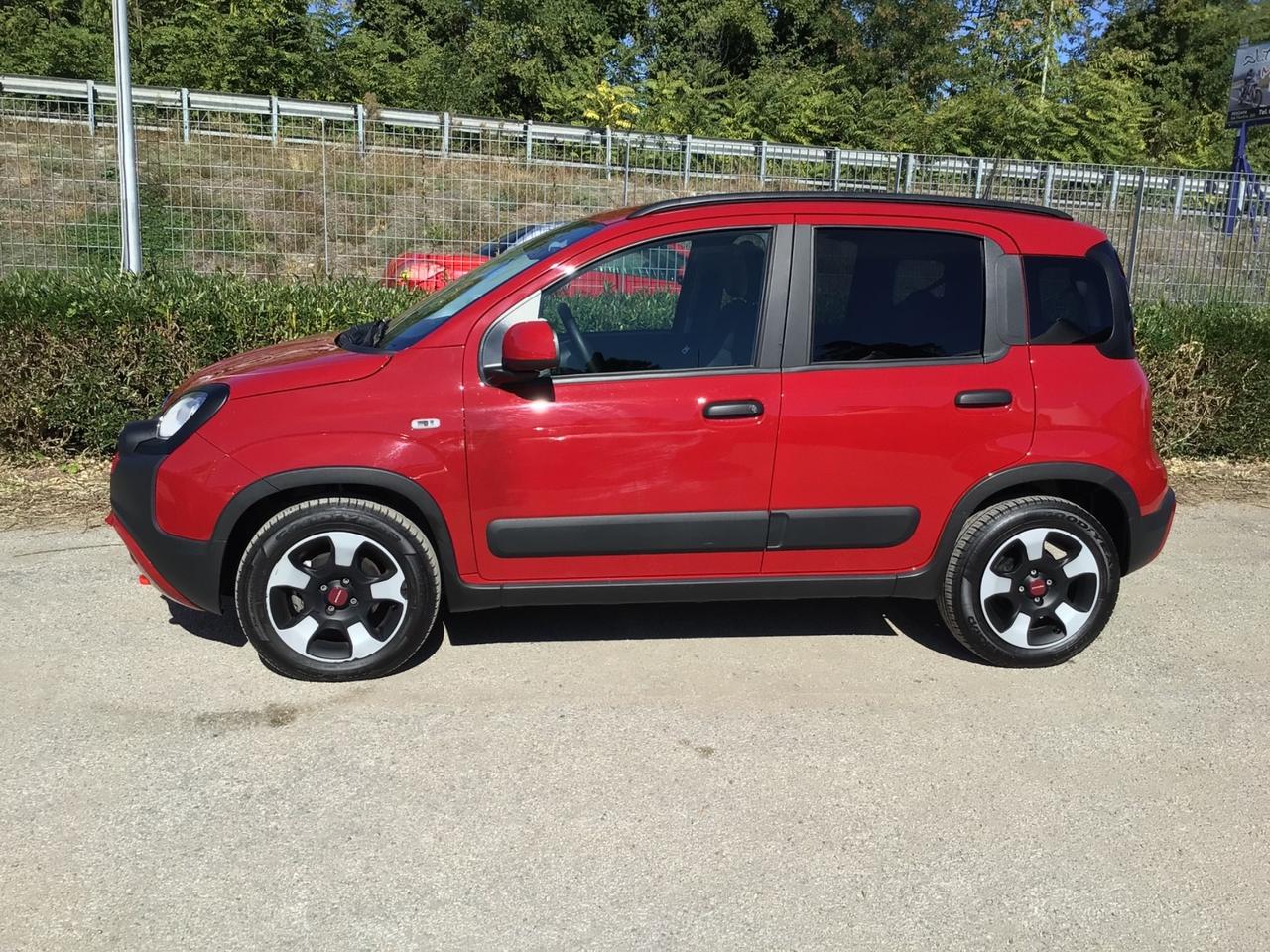 Fiat Panda Cross 1.0 70Cv firefly hybrid 5 Posti
