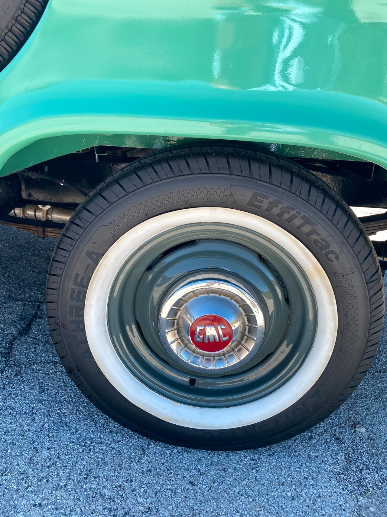 GMC 100 PICK UP