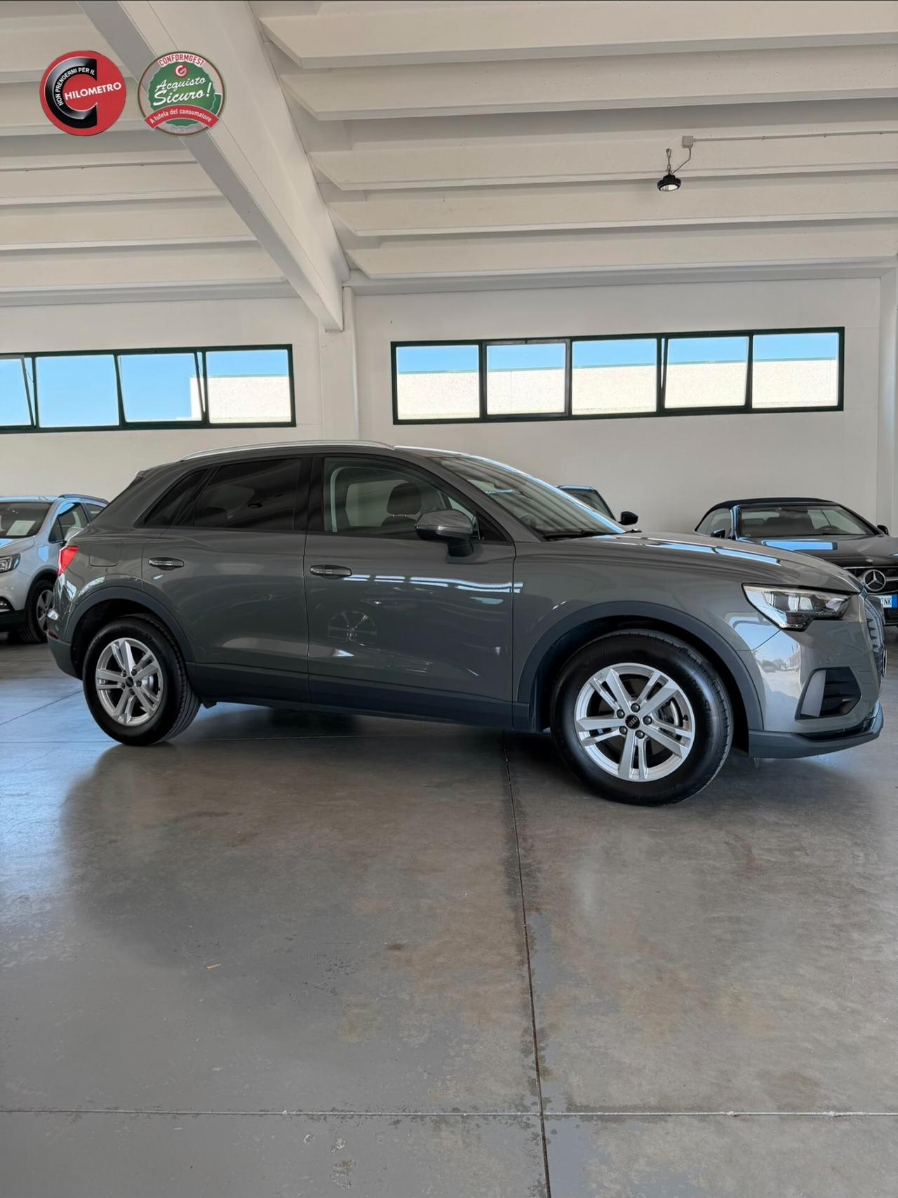 Audi Q3 35 TDI S tronic Business