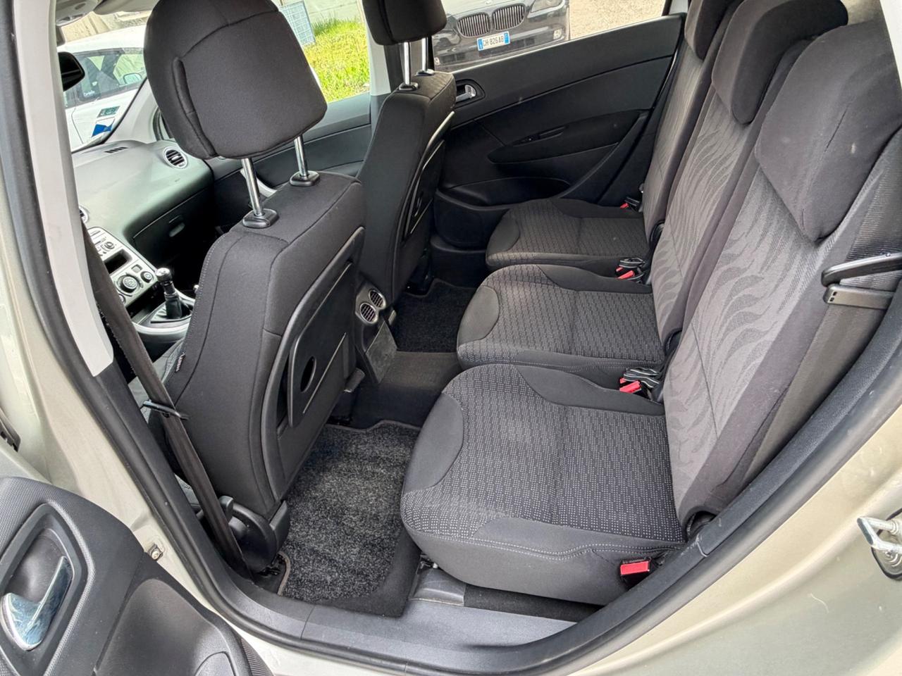 Peugeot 207 1.4 VTi 95CV SW ONE Line