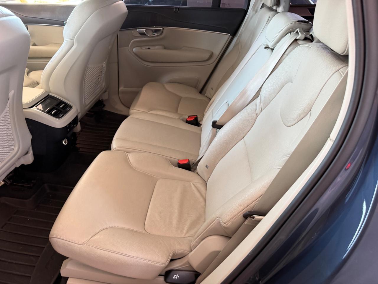 Volvo XC 90 XC90 B5 (d) AWD Geartronic Inscription