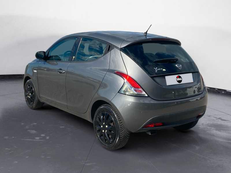 LANCIA Ypsilon 1.2 8v Elefantino 69cv