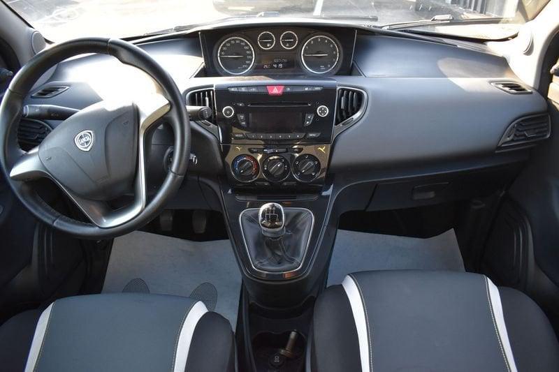 Lancia Ypsilon Ypsilon 1.2 8v Gold ecochic Gpl 69cv