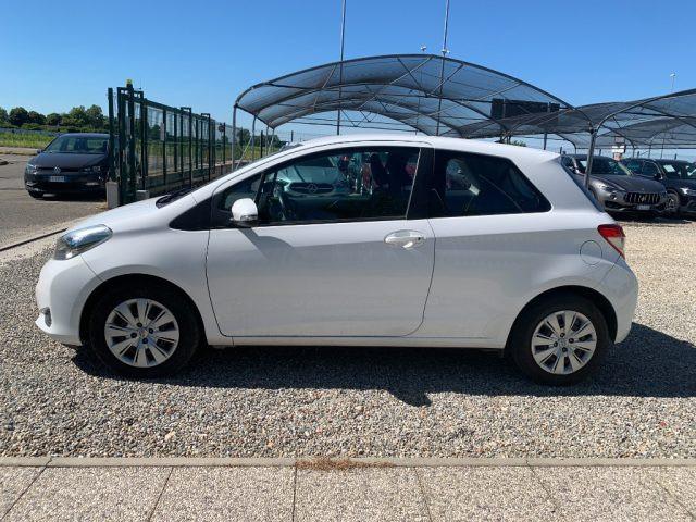 TOYOTA Yaris 1.0 3 porte Active