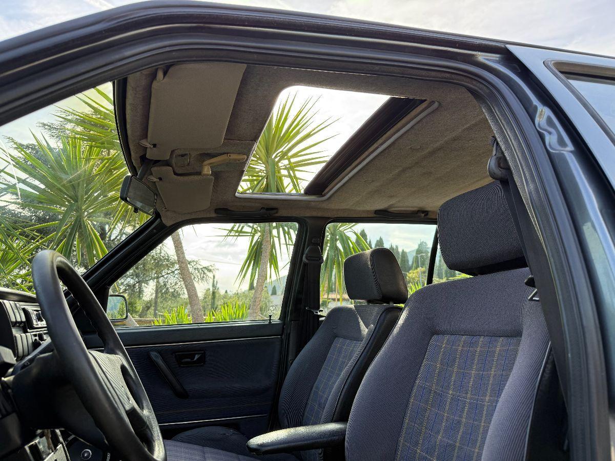 VOLKSWAGEN - Golf - 1800 16V 5 porte GTI