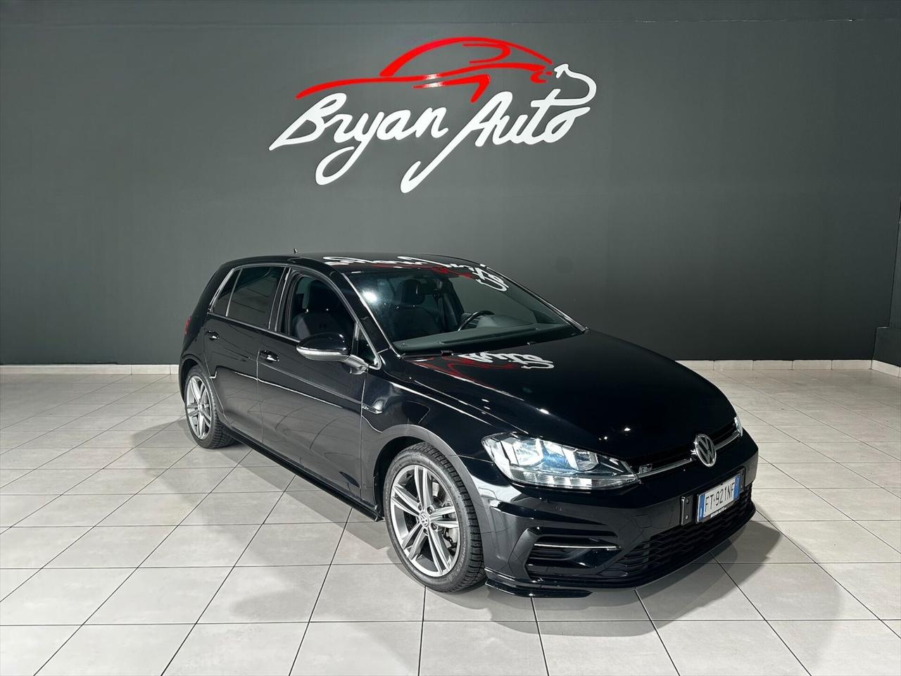 Volkswagen Golf R-LINE 1.5 TSI ACT DSG 5p. BMT