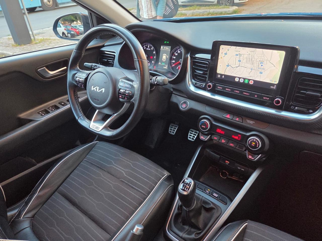 Kia Stonic 1.0 T-GDi 100 CV MHEV iMT GT Line