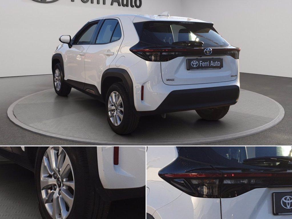 TOYOTA Yaris cross 1.5h active fwd 116cv e-cvt del 2022