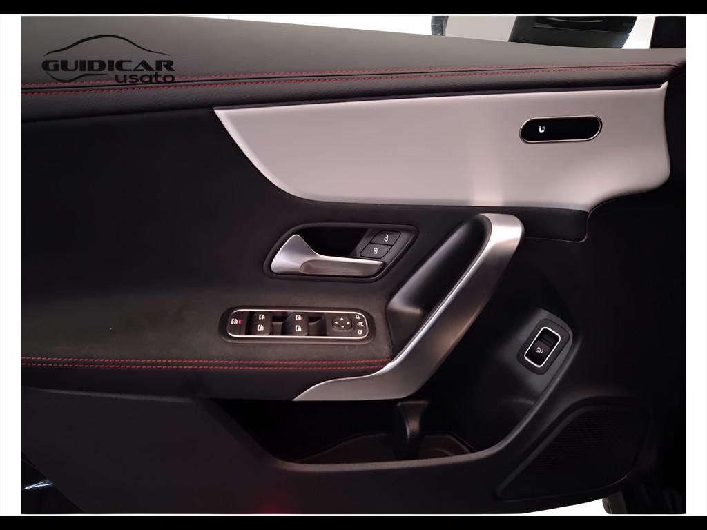 Mercedes-Benz CLA Sh.Brake - X118 2023 - CLA Shooting Brake 180 d AMG Line Advanced Plus auto