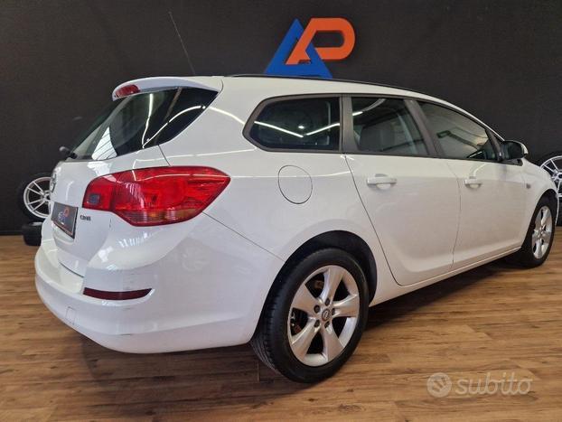 OPEL Astra 1.7 CDTI 110CV Sports Tourer Cosmo