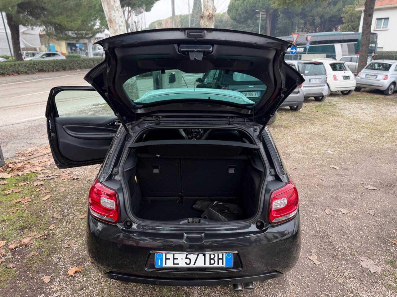 Ds DS3 3 1.6 THP 155 Just Black