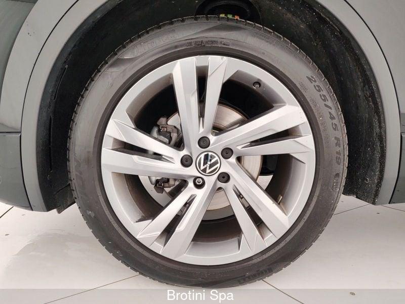 Volkswagen Tiguan 2.0 TDI 150 CV EVO SCR DSG R-Line