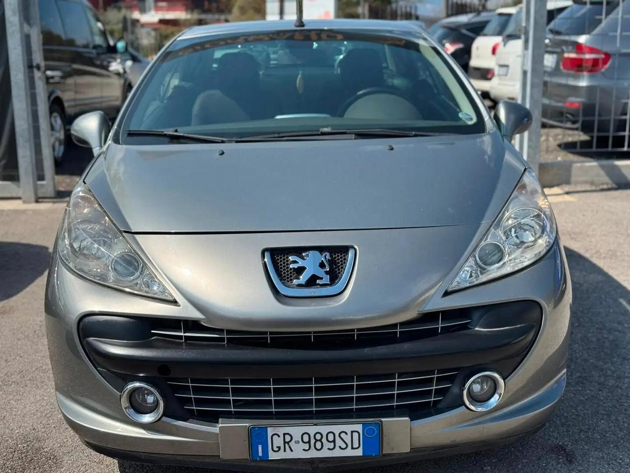 Peugeot 207 1.6 HDi 110CV CC Féline CABRIO