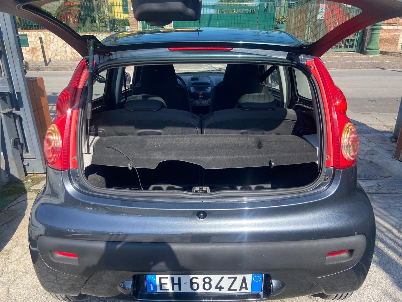 Peugeot 107 1.0 68CV 5p. Desir ha solo 30493km