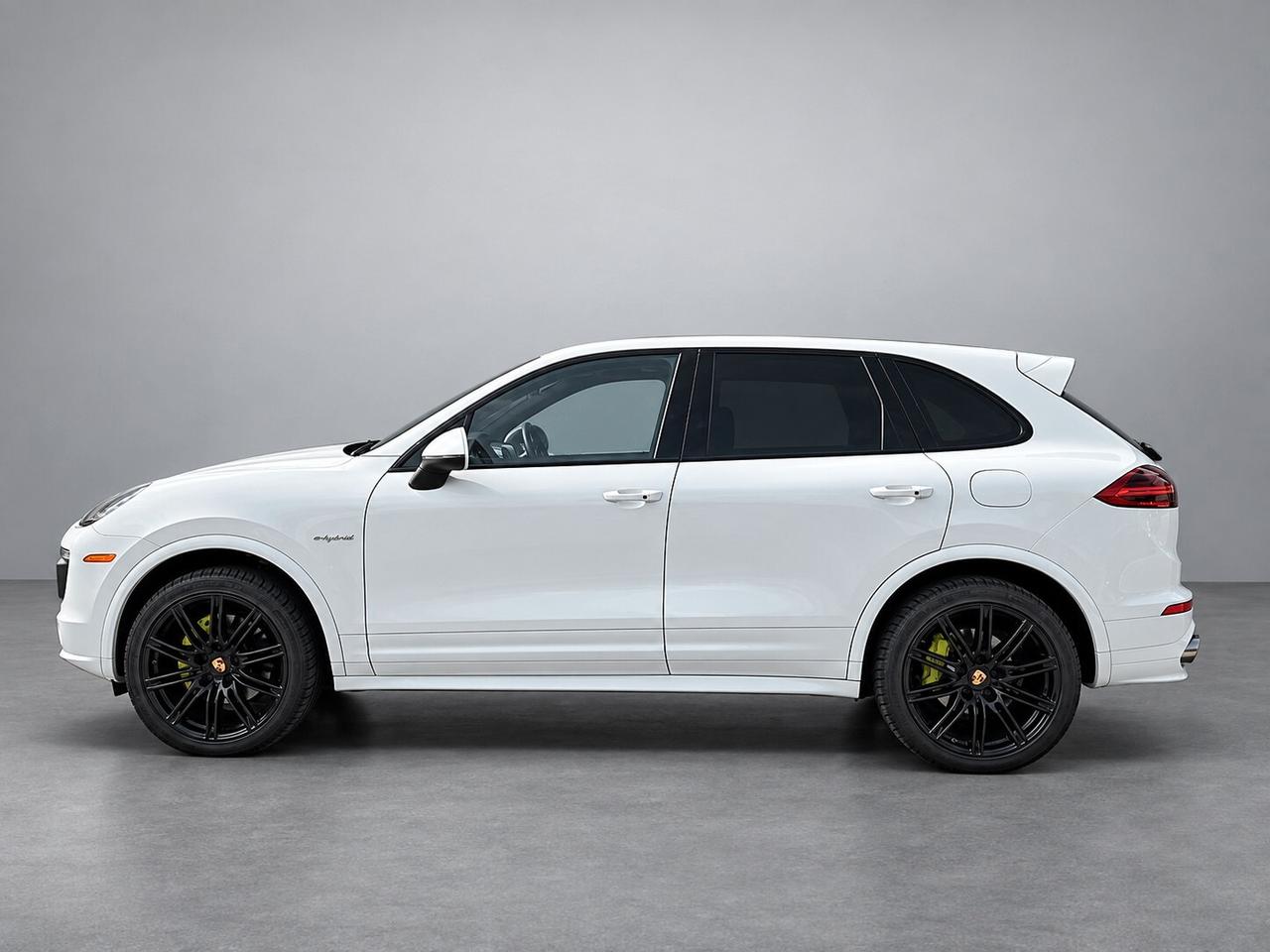 Porsche Cayenne 3.0 V6 E-Hybrid FINANZIABILE
