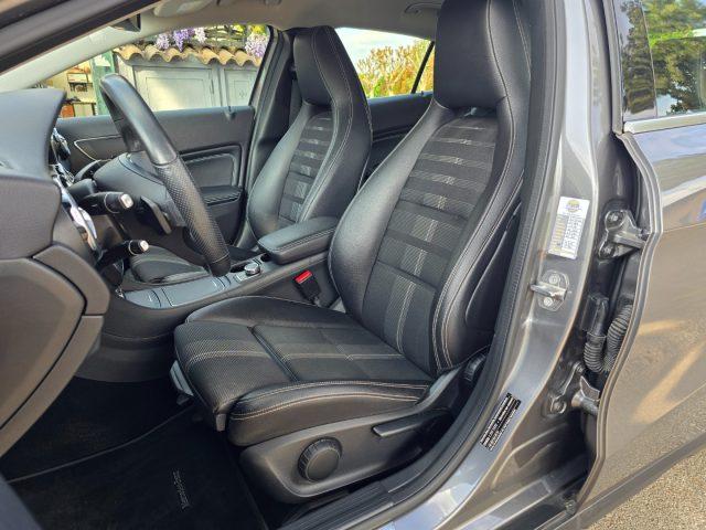 MERCEDES-BENZ GLA 200 d Automatic Navigatore RetroCamera Xenon + LED