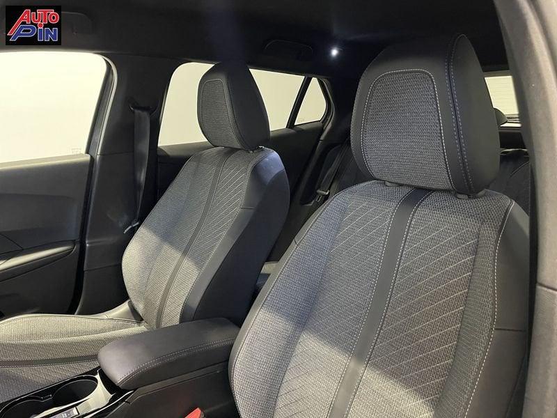 Peugeot 2008 2008 PureTech 100 S&S Allure