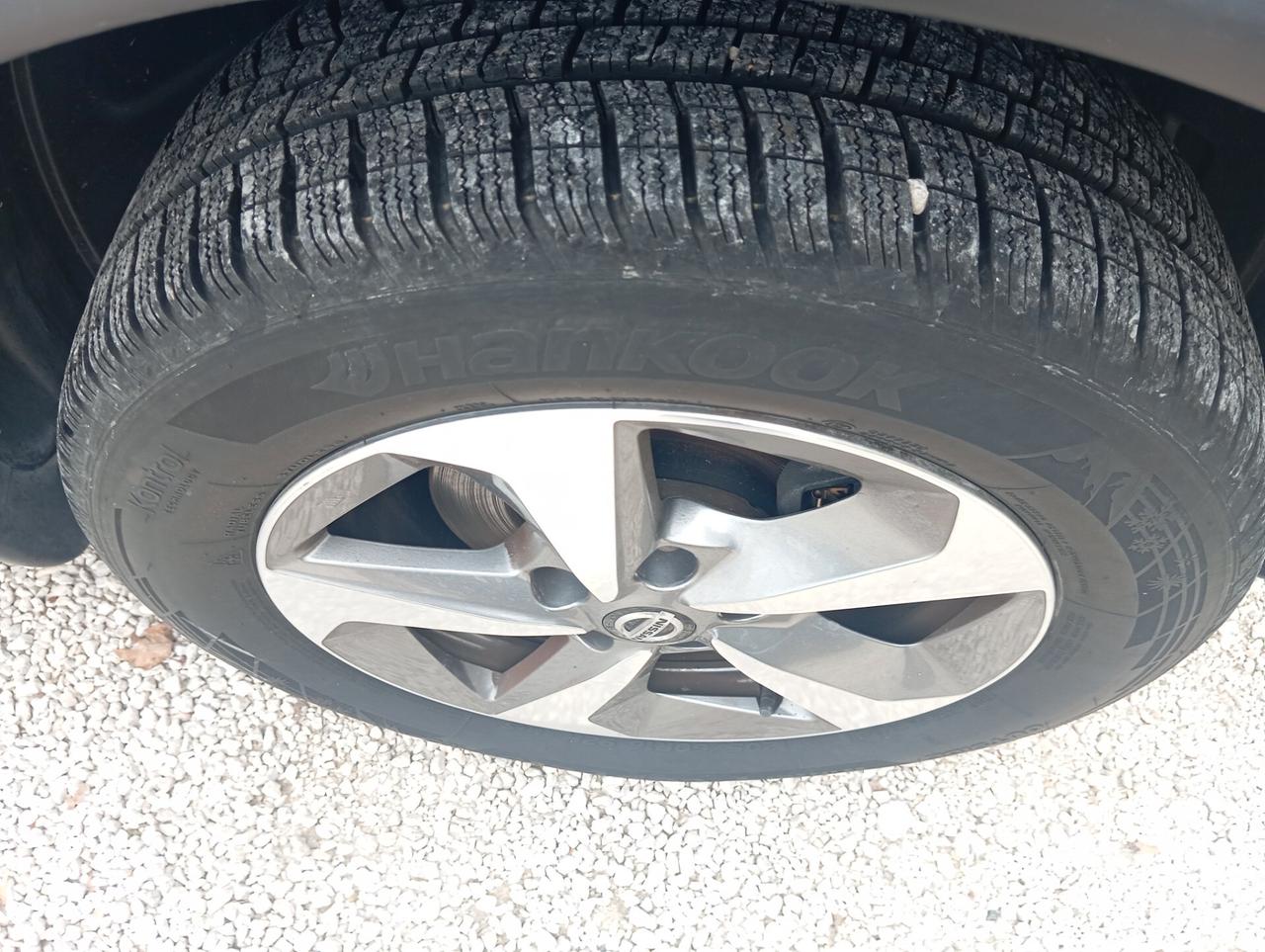 Nissan Juke 1.6 GPL Acenta