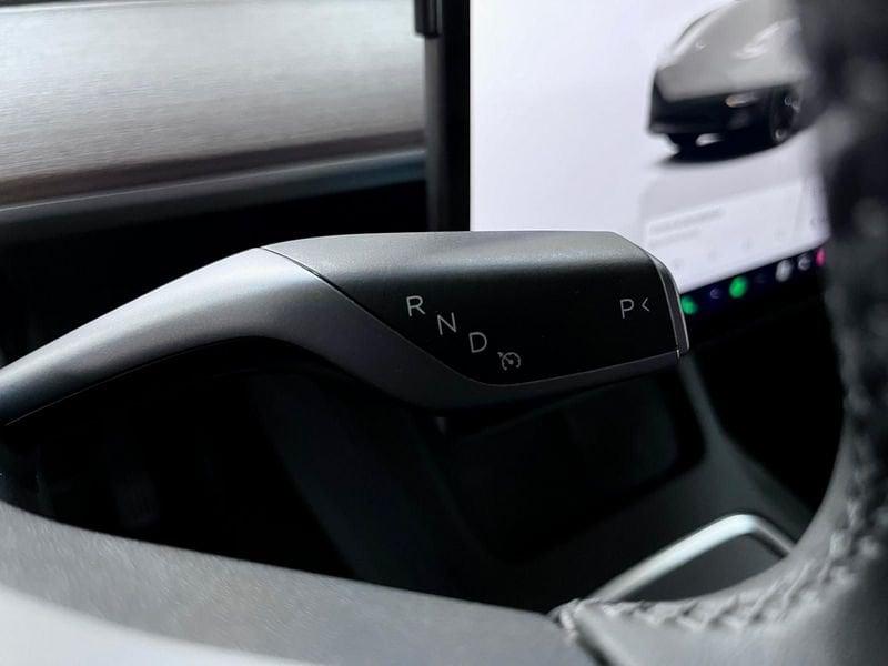 Tesla Model Y Model Y Long Range AWD